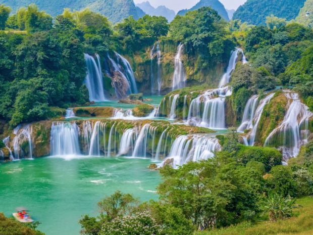 vé máy bay đi pleiku giá ưu đãi